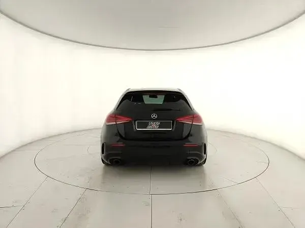 Usata Mercedes A35 AMG AMG 306 CV (225 kW) 2020 Vernice nero Berlina
