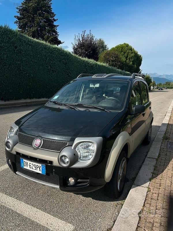 Nero Usata 2008 Fiat Panda 4x4 Due volumi | 7000 € - Immagine 1/4