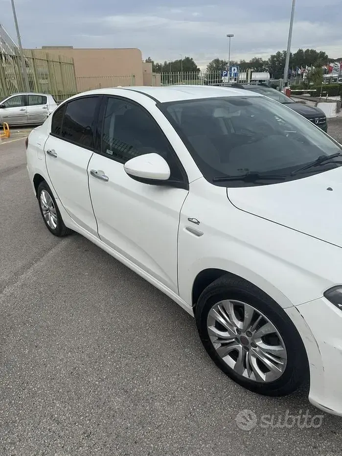 Usata Fiat Tipo 95 CV (69 kW) 2016 Bianco Berlina