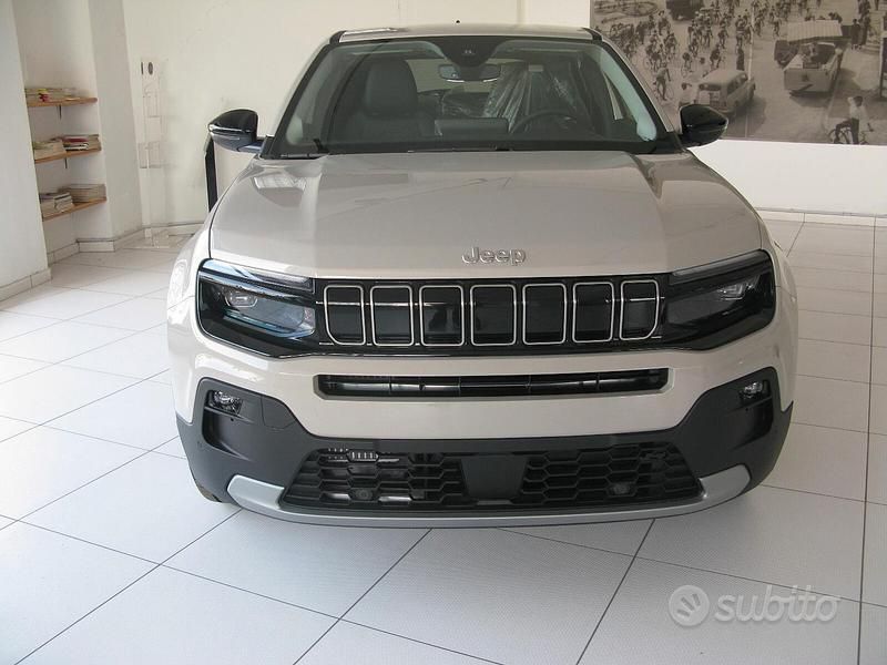 Nuova Jeep Avenger Summit 100 CV (73 kW) 2025 SUV