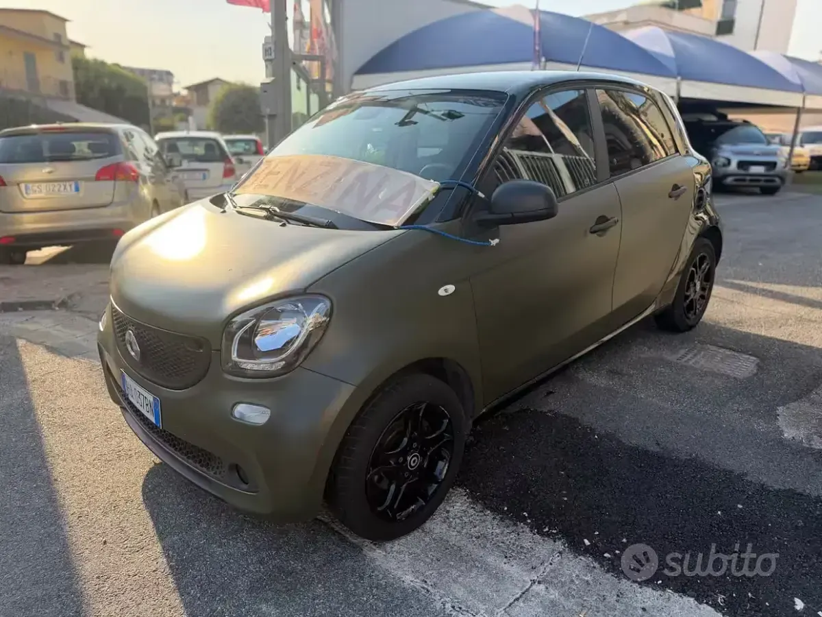 Usata Smart ForFour Passion 71 CV (52 kW) 2016 Verde Utilitaria