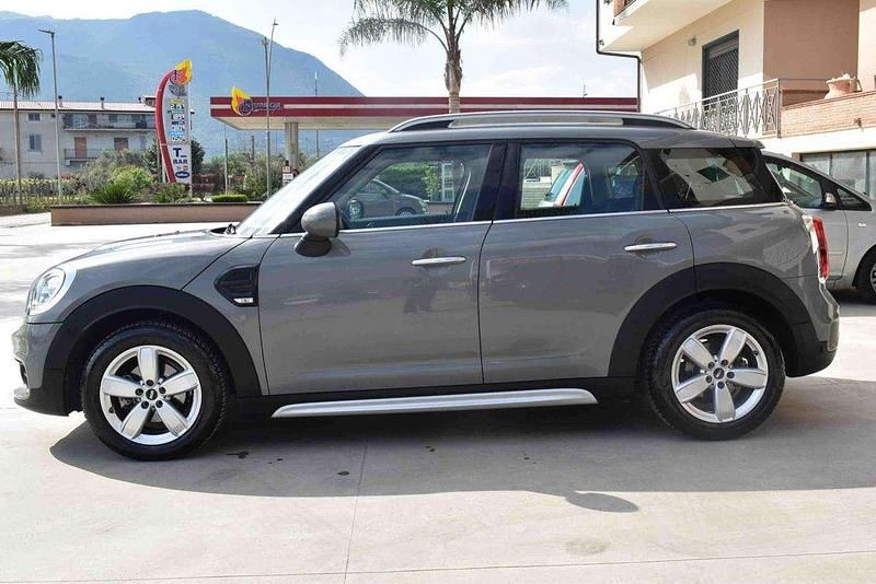 Begagnad Mini One D Countryman Hype 116 HK (85 kW) 2018 Grå SUV