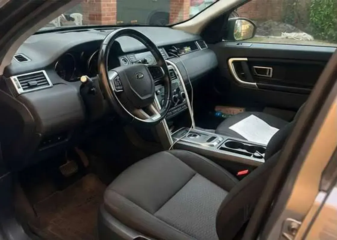 Usata Land Rover Discovery Sport SE 150 CV (110 kW) 2018 Grigio SUV