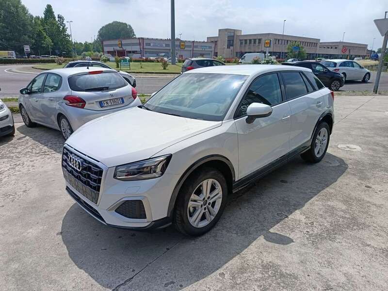 Nuova Audi Q2 Advanced 150 CV (110 kW) 2025 Bianco SUV