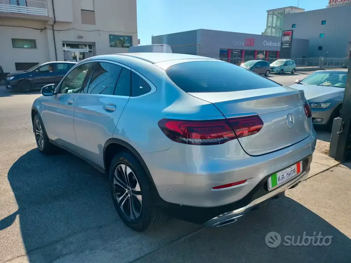 Usata Mercedes GLC300 Premium Plus 245 CV (180 kW) 2021 Grigio SUV