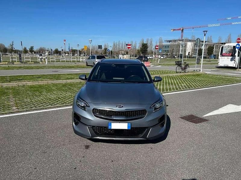 Usata Kia XCeed 160 CV (117 kW) 2021 Grigio SUV