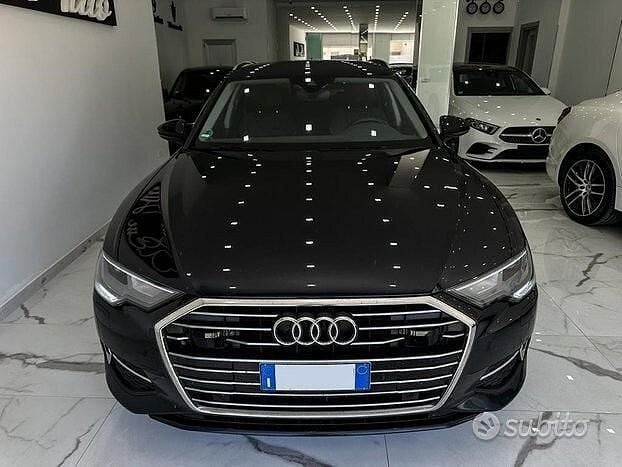 Usata Audi A6 Design 204 CV (150 kW) 2019 Blu Station wagon