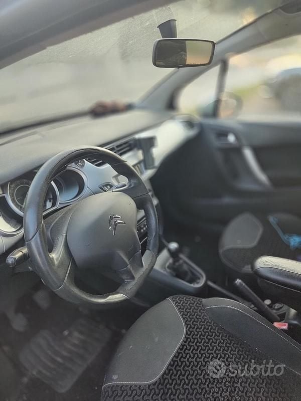 Usata Citroën C3 95 CV (69 kW) 2010 Utilitaria