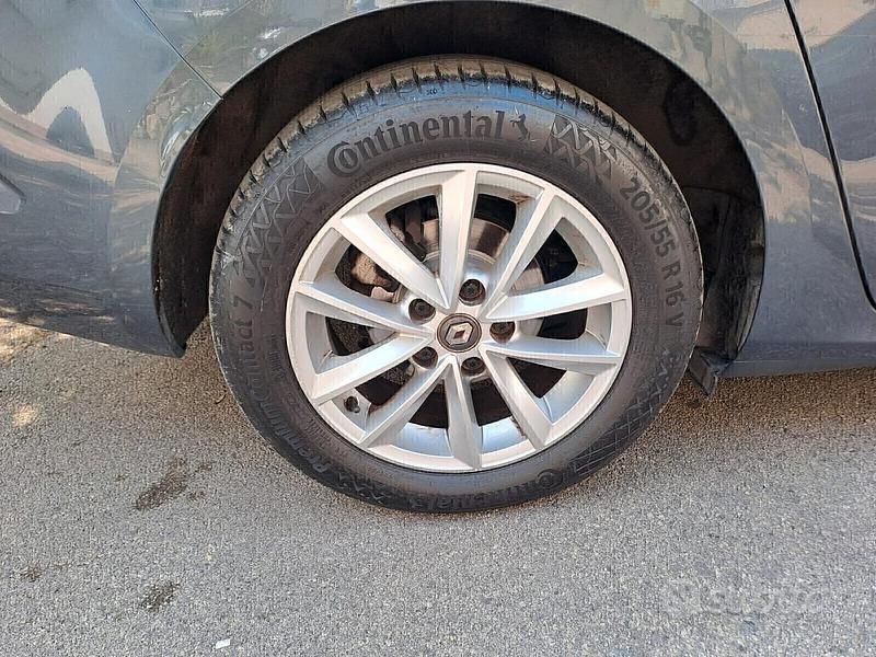 Usata Renault Mégane GrandTour 95 CV (69 kW) 2019 Blu Station wagon