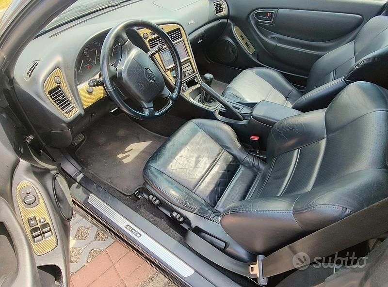 Usata Toyota Celica GT 242 CV (177 kW) 1996 Nero Coupé