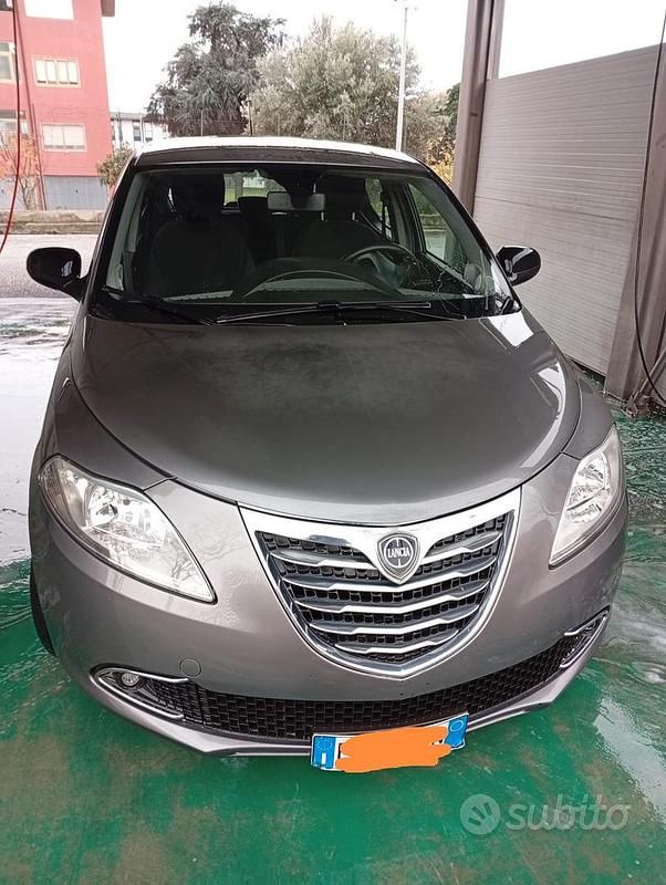 Usata 2014 Lancia Ypsilon Gold Utilitaria | 4000 € (Super prezzo) - Immagine 1/4