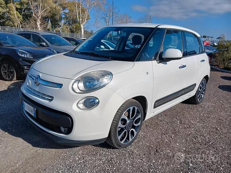 Usata Fiat 500L Business 95 CV (69 kW) 2016 Bianco Monovolume