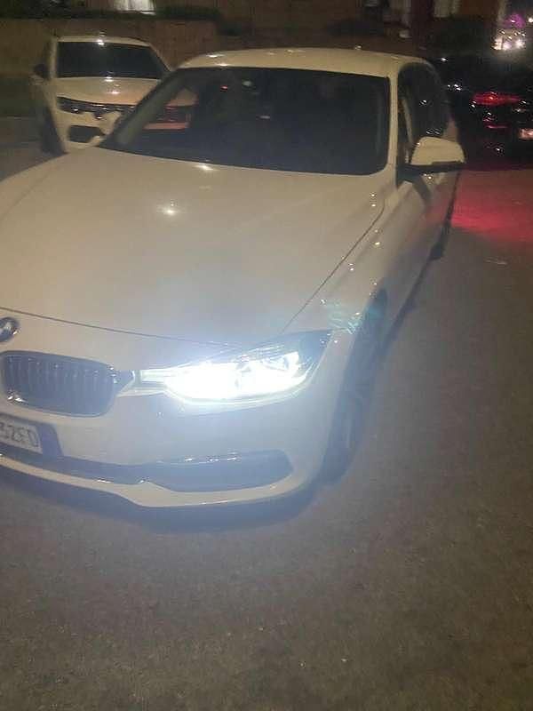 Usata BMW 320 Luxury Line 190 CV (139 kW) 2015 Station wagon