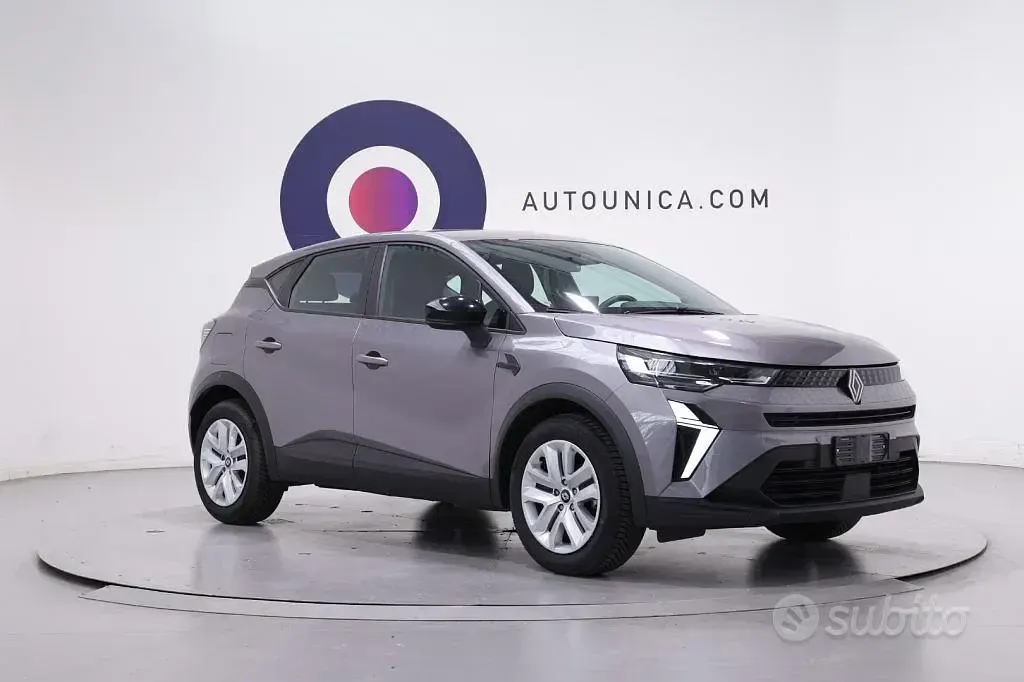 Usata Renault Captur Evolution 101 CV (74 kW) 2025 Grigio SUV