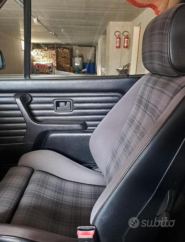 Usata BMW 318 Cabriolet 113 CV (83 kW) 1991 Cabrio