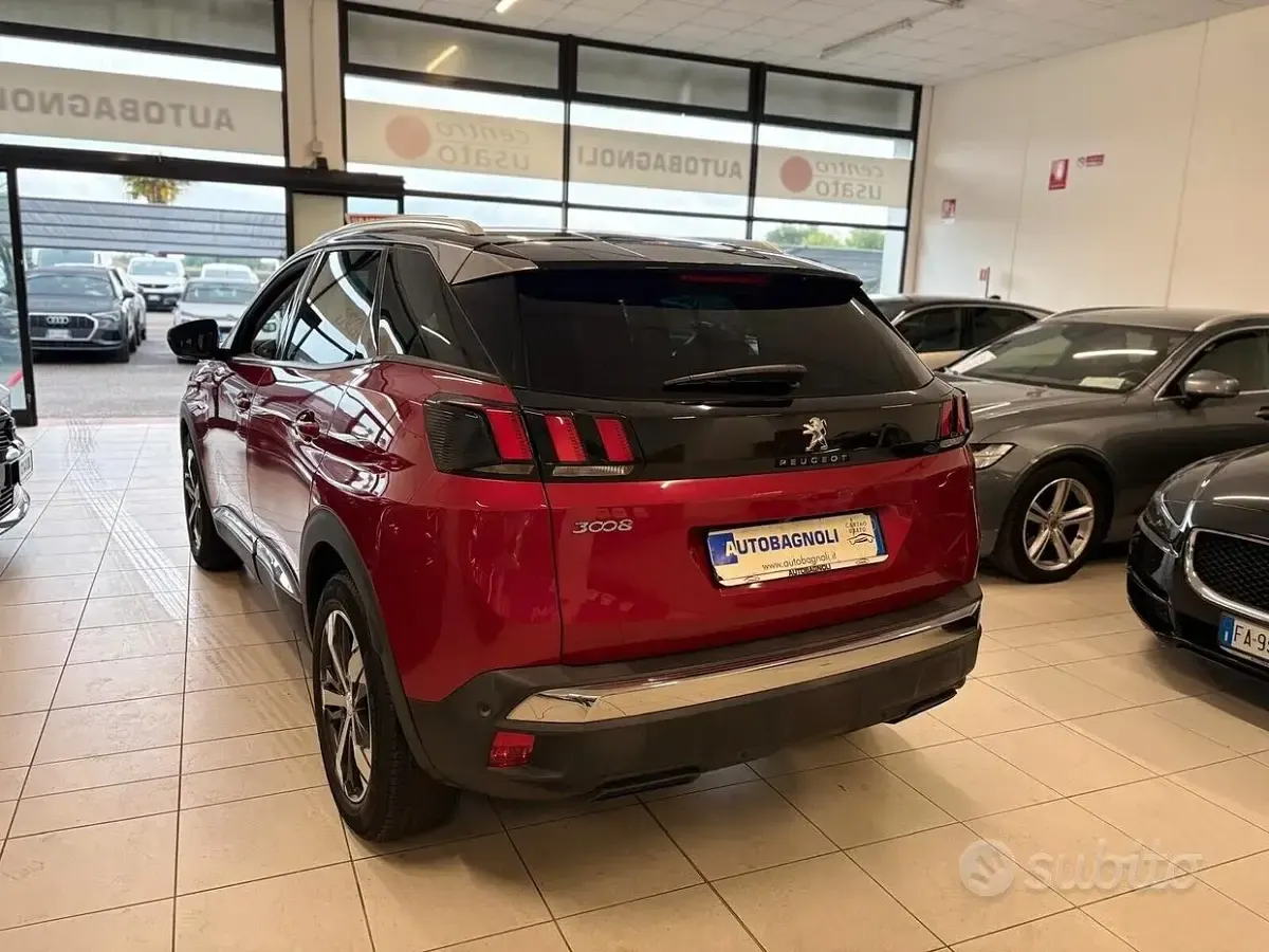 Usata Peugeot 3008 Allure 131 CV (96 kW) 2020 Rosso SUV