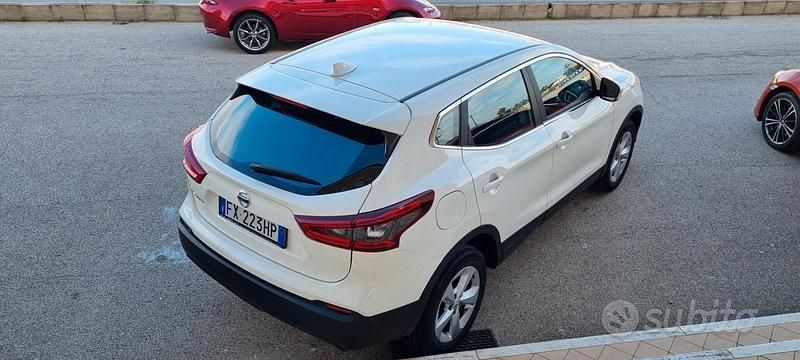 Usata Nissan Qashqai 116 CV (85 kW) 2019 Bianco SUV