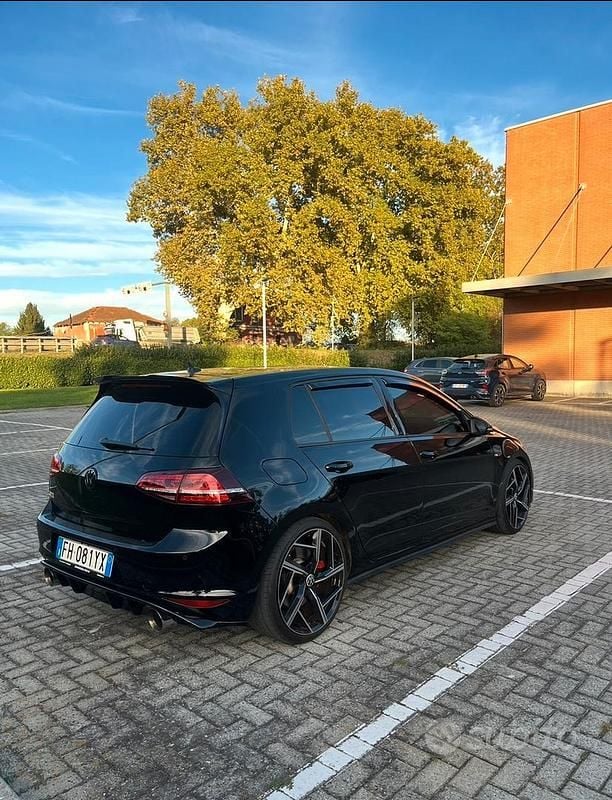 Usata VW Golf VII GTI 230 CV (169 kW) 2016 Nero Berlina
