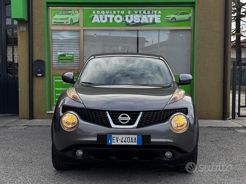 Usata Nissan Juke 117 CV (86 kW) 2014 Grigio SUV