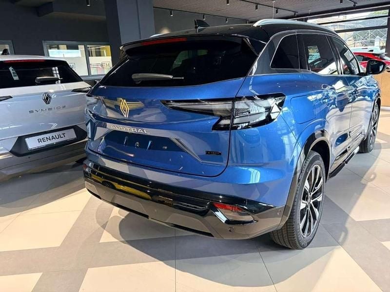 Nuova Renault Austral Techno 131 CV (96 kW) 2026 Blu metallizzato SUV