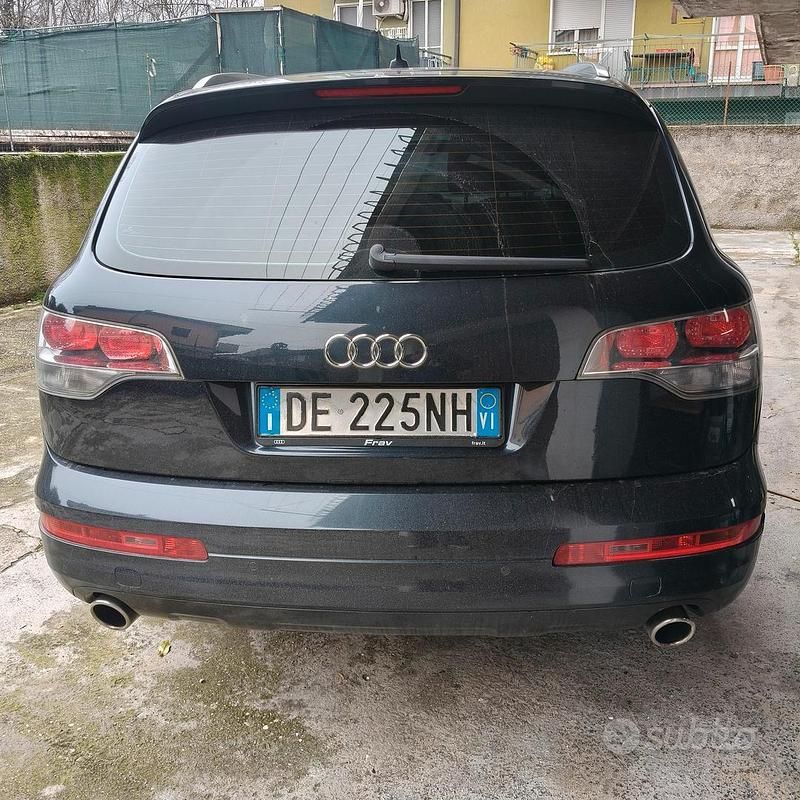 Usata Audi Q7 233 CV (171 kW) 2006 Blu SUV
