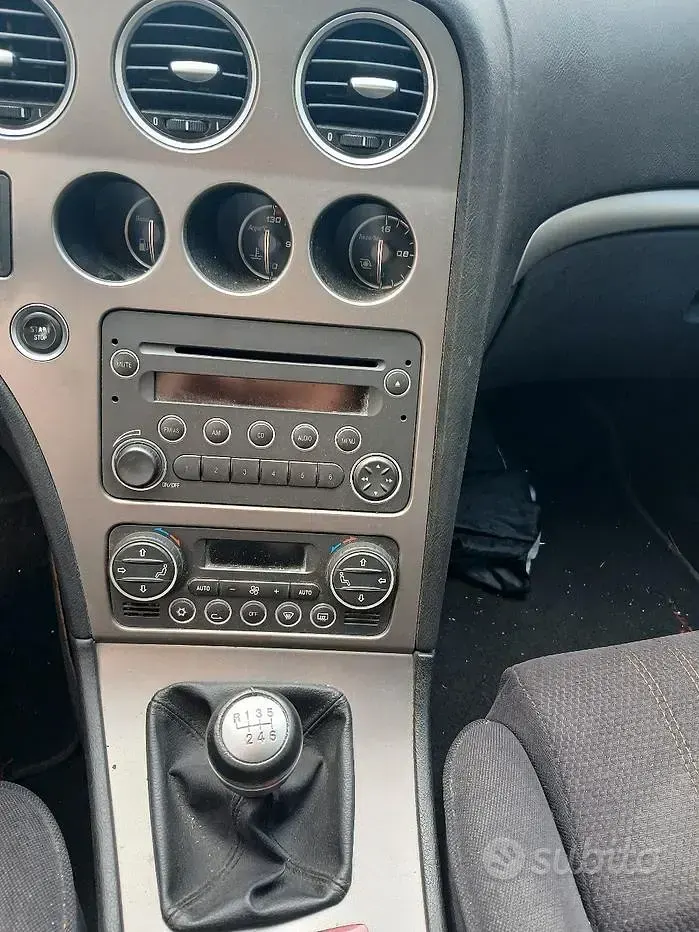 Usata Alfa Romeo 159 120 CV (88 kW) 2008 Blu Station wagon