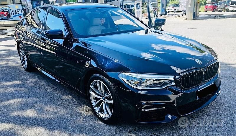 Usata BMW 530 M Sport 249 CV (183 kW) 2018 Blu/azzurro Berlina