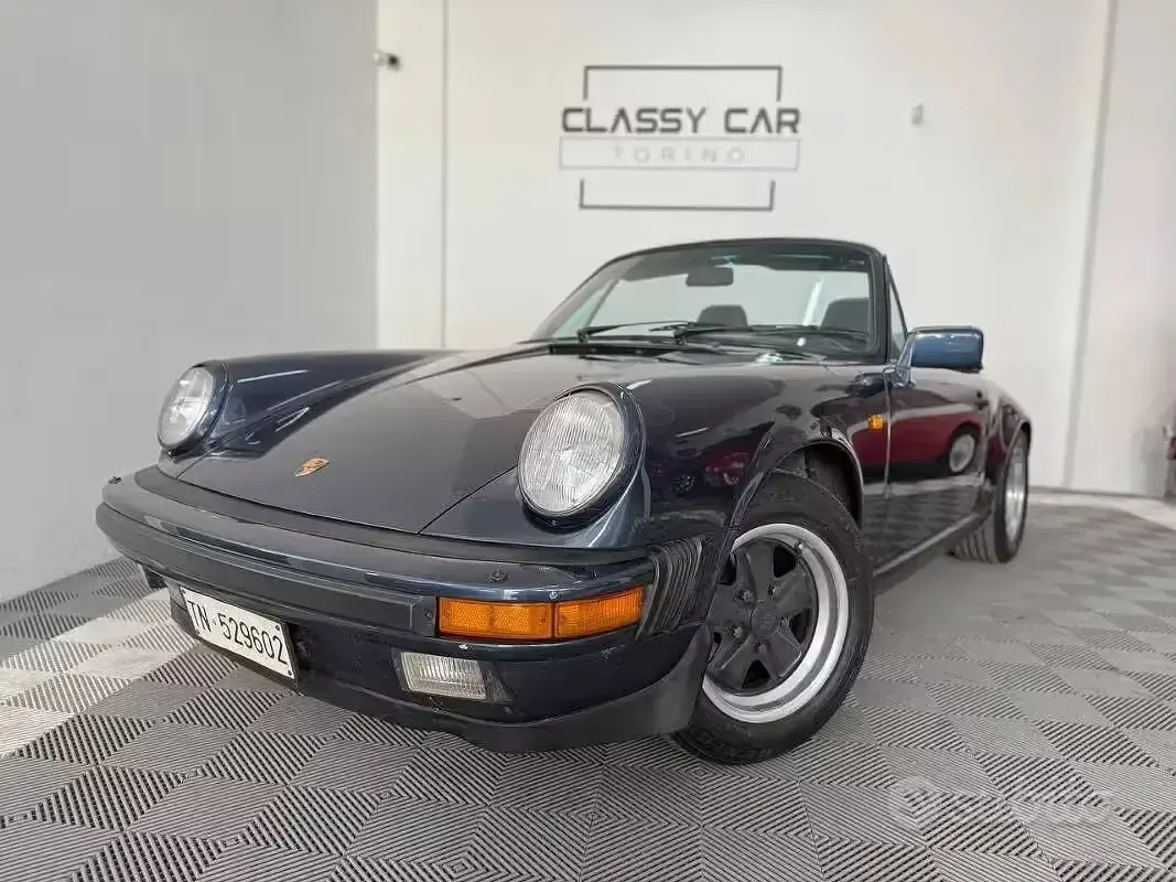 Usata Porsche 911 Carrera 231 CV (169 kW) 1986 Blu Cabrio
