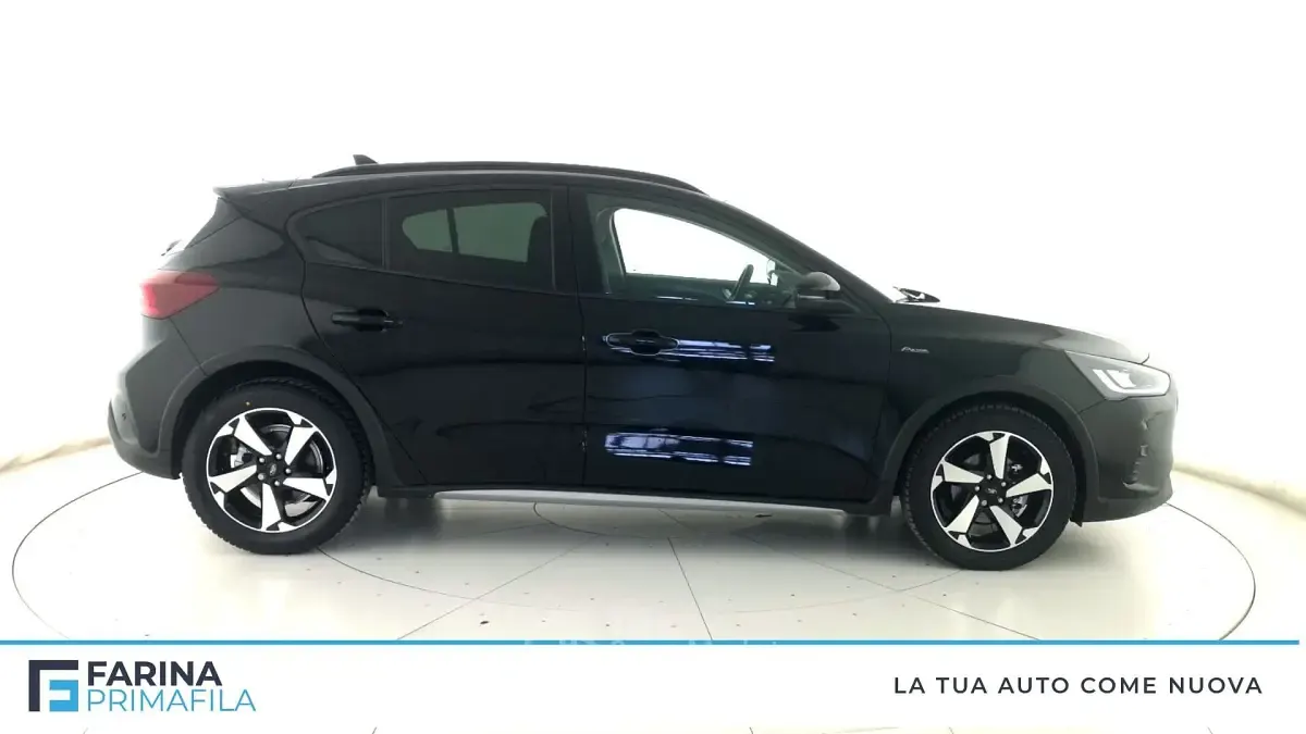 Usata Ford Focus Active 125 CV (91 kW) 2023 Nero Berlina