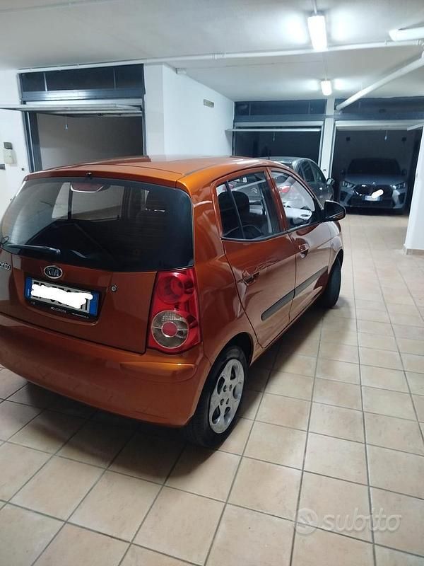 Usata Kia Picanto 2012 Utilitaria