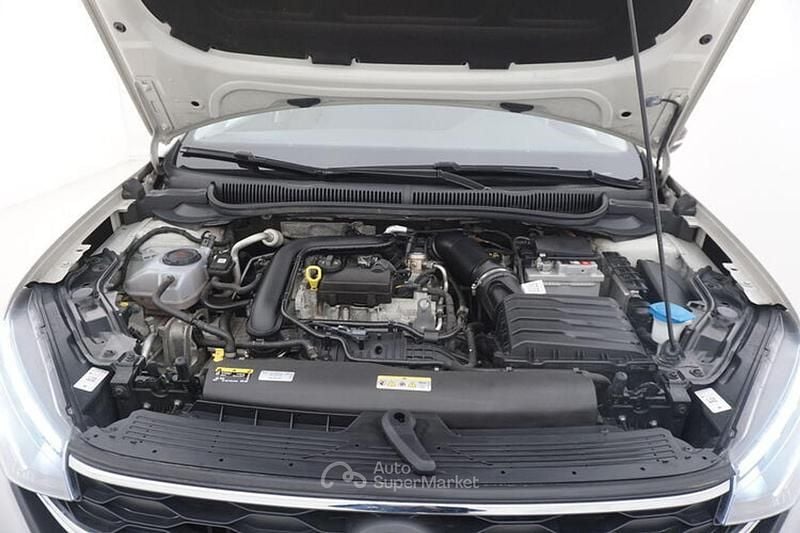 Usata VW Taigo 95 CV (69 kW) 2022 Gray SUV