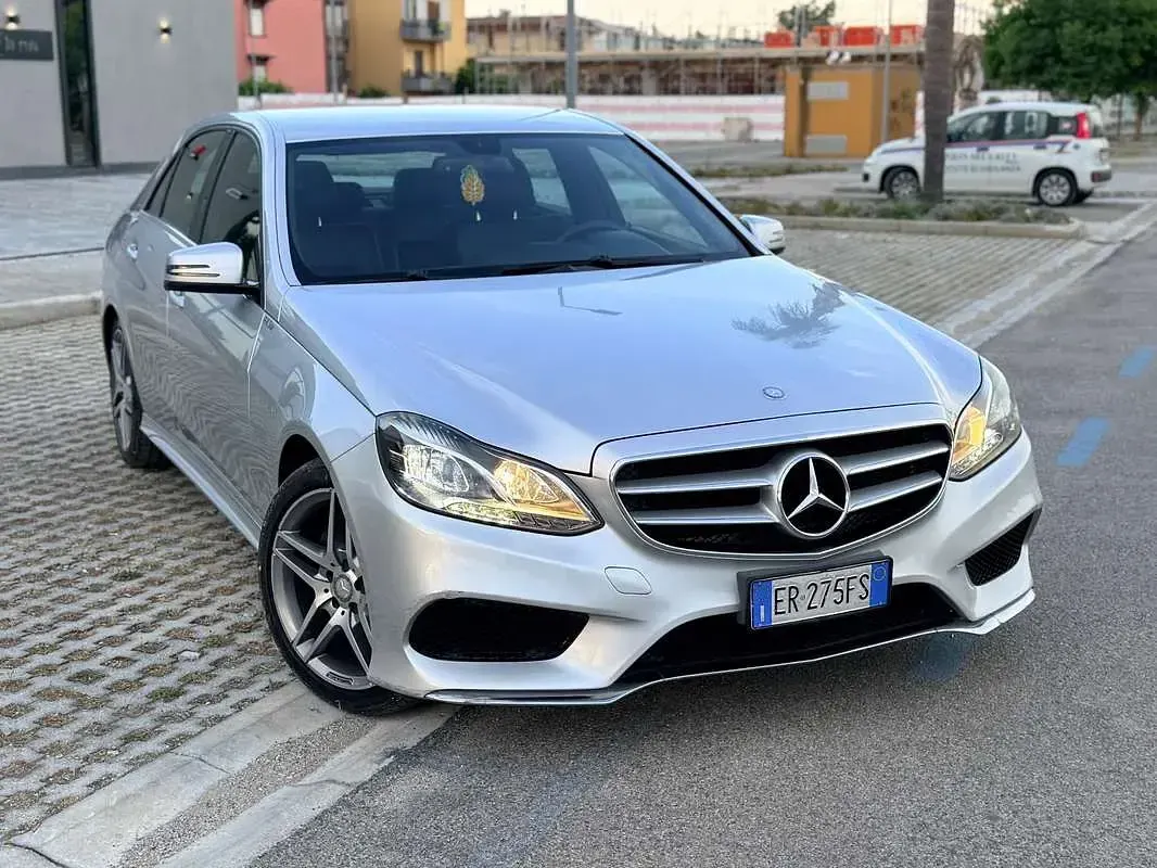 Usata Mercedes E220 Avantgarde 170 CV (125 kW) 2013 Berlina