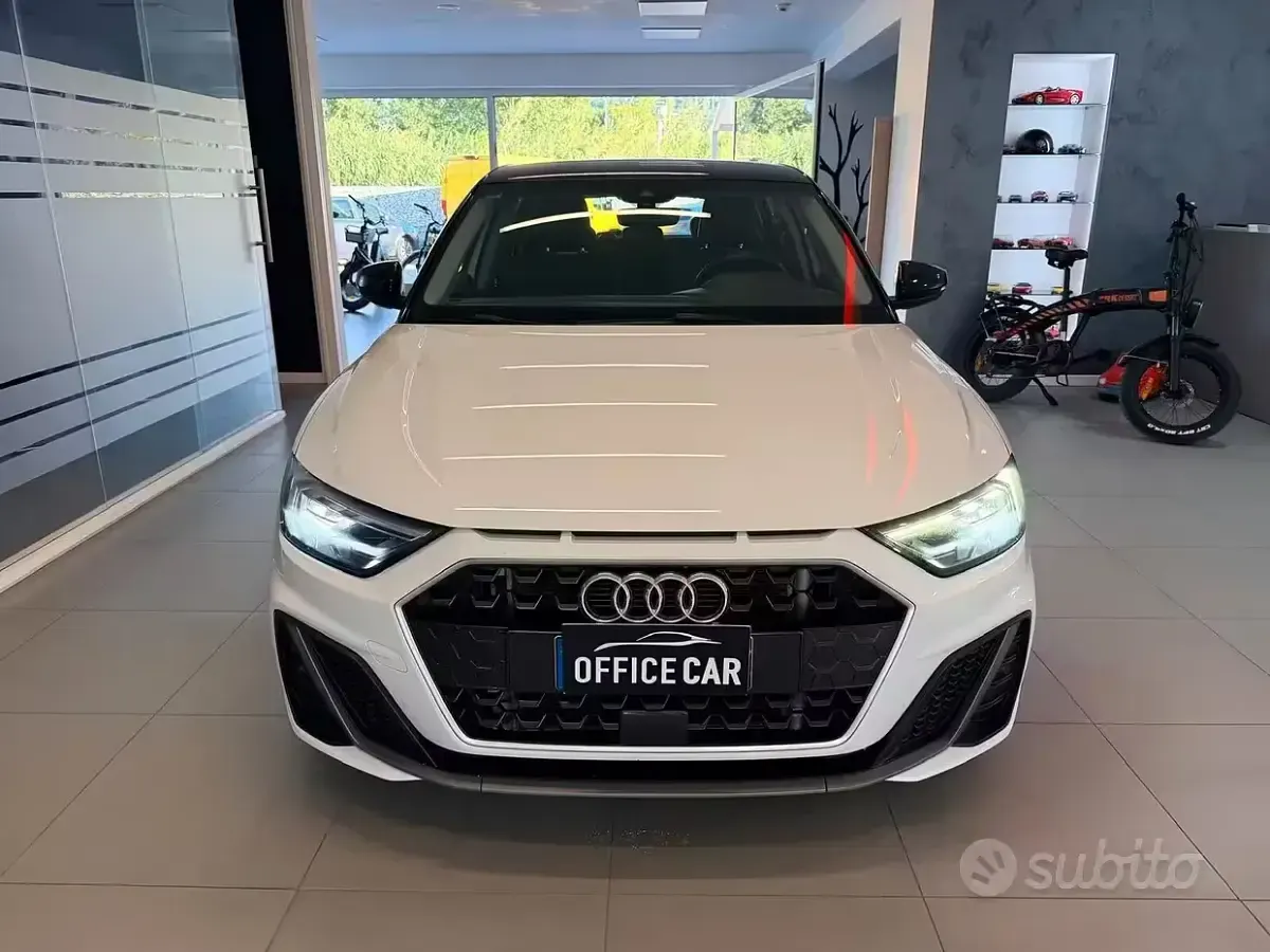 Usata Audi A1 Ambiente 150 CV (110 kW) 2019 Bianco SUV