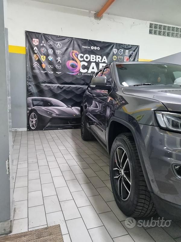 Usata Jeep Grand Cherokee Trailhawk 250 CV (183 kW) 2018 Grigio SUV