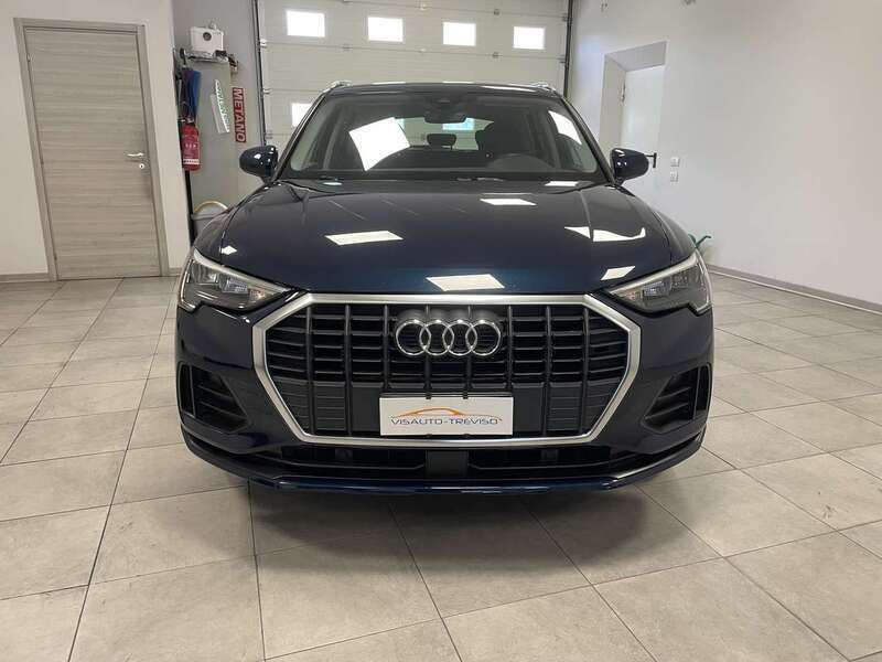 Usata Audi Q3 Business 150 CV (110 kW) 2020 Blu/azzurro SUV