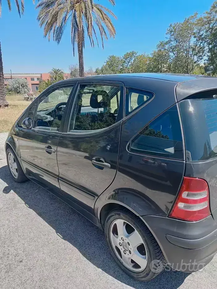 Usata Mercedes A140 82 CV (60 kW) 2003 Nero Utilitaria