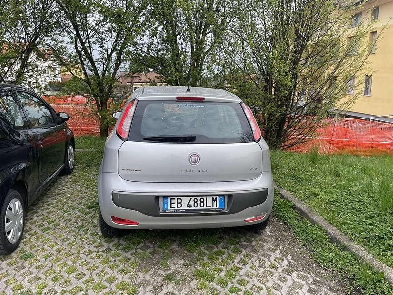 Usata Fiat Grande Punto 65 CV (47 kW) 2010 Utilitaria