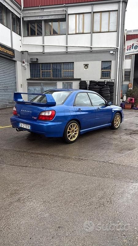 Usata Subaru Impreza 440 CV (323 kW) 2003 Blu Berlina