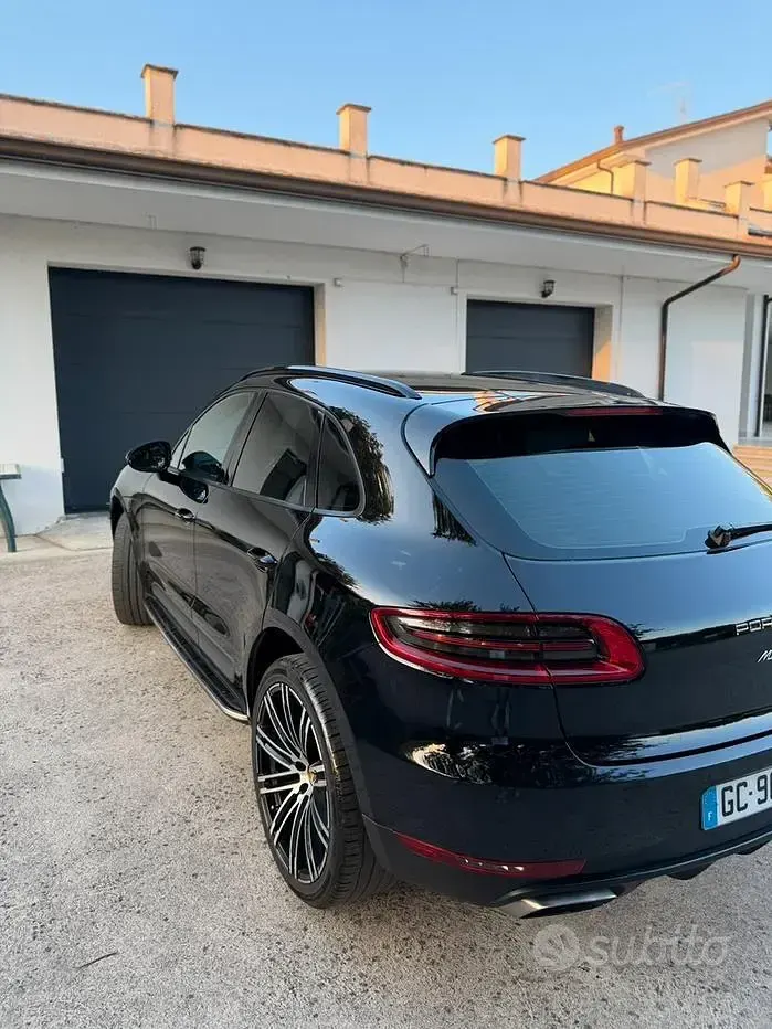 Usata Porsche Macan 252 CV (185 kW) 2017 Nero SUV