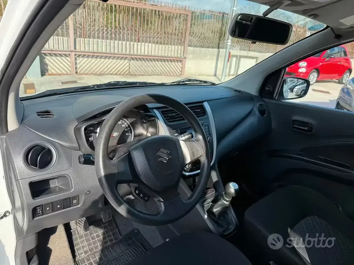 Usata Suzuki Celerio 68 CV (50 kW) 2017 Bianco Utilitaria