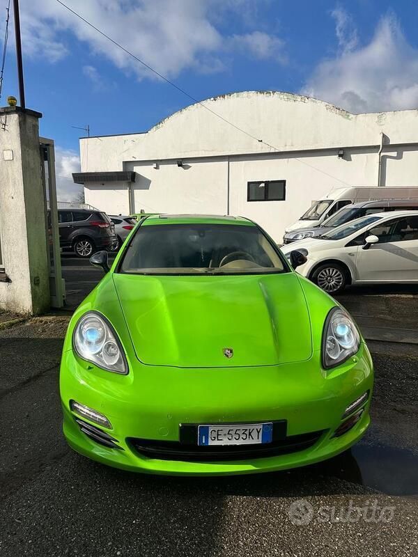 Verde Usata 2011 Porsche Panamera Tre volumi | 22.500 € (Cara) - Immagine 1/4