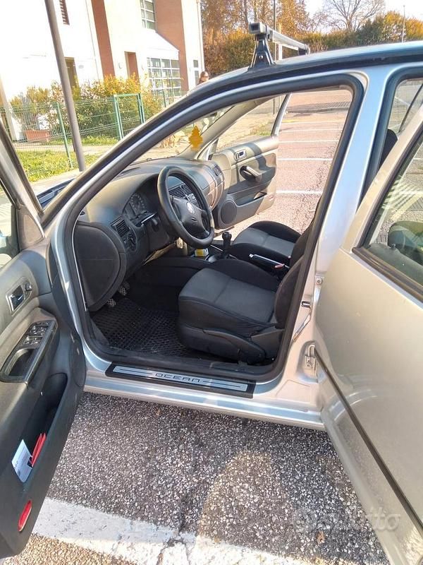 Usata VW Golf IV 2003 Grigio Berlina