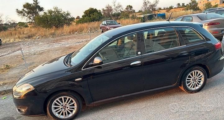 Nero Usata 2009 Fiat Croma Station wagon | 1300 € (Ottimo prezzo) - Immagine 1/3