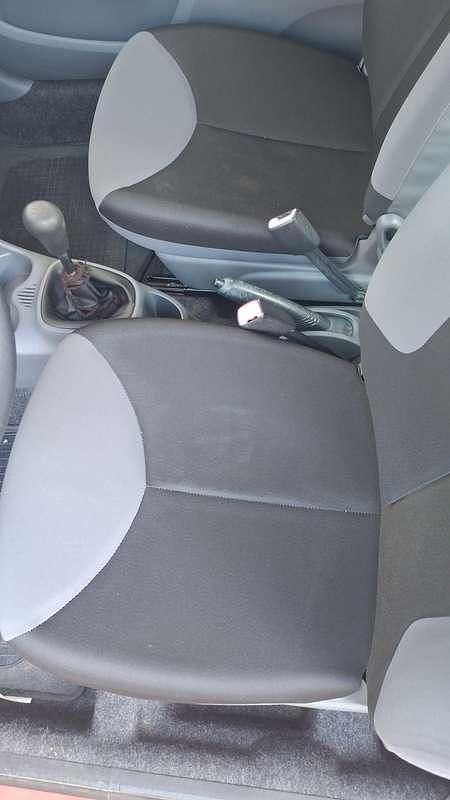 Usata Peugeot 107 Active 68 CV (50 kW) 2010 Arancione Utilitaria