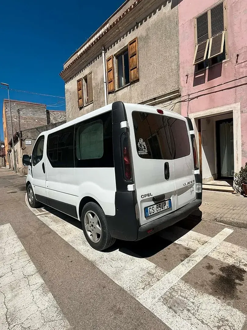 Usata Opel Vivaro-e Combi 82 CV (60 kW) 2024 Monovolume