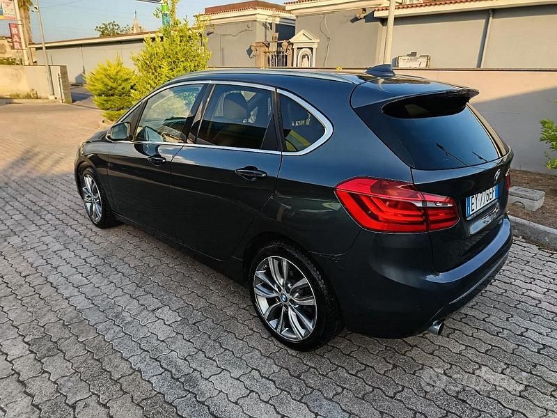 Usata BMW 218 Luxury Line 150 CV (110 kW) 2015 Monovolume