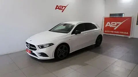 Usata Mercedes A180 Premium 116 CV (85 kW) 2021 Bianco Utilitaria