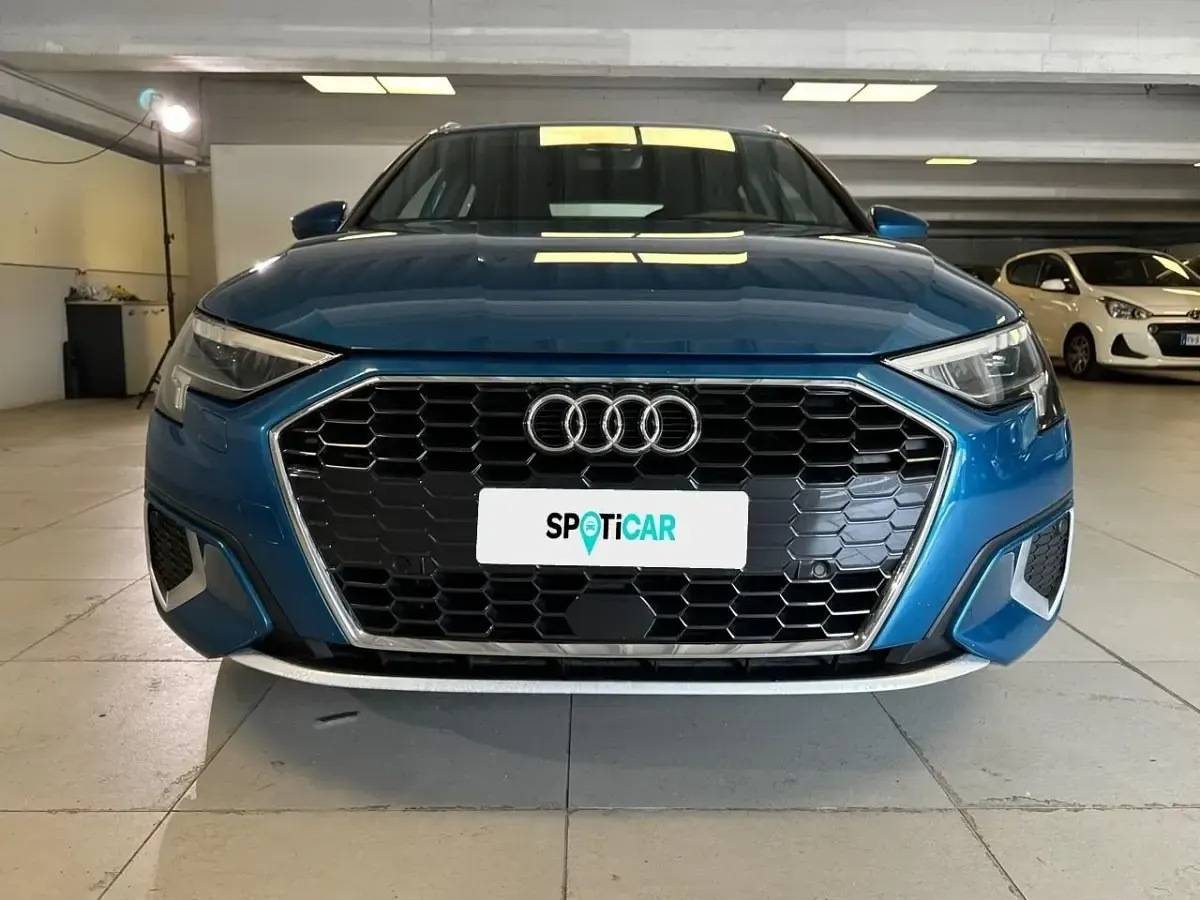 Usata Audi A3 150 CV (110 kW) 2021 Blu Berlina