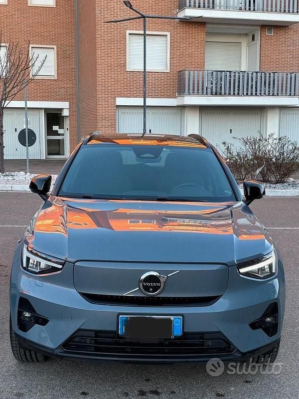 Usata Volvo XC40 Ultimate 169 kW (231 CV) 2022 Grigio SUV