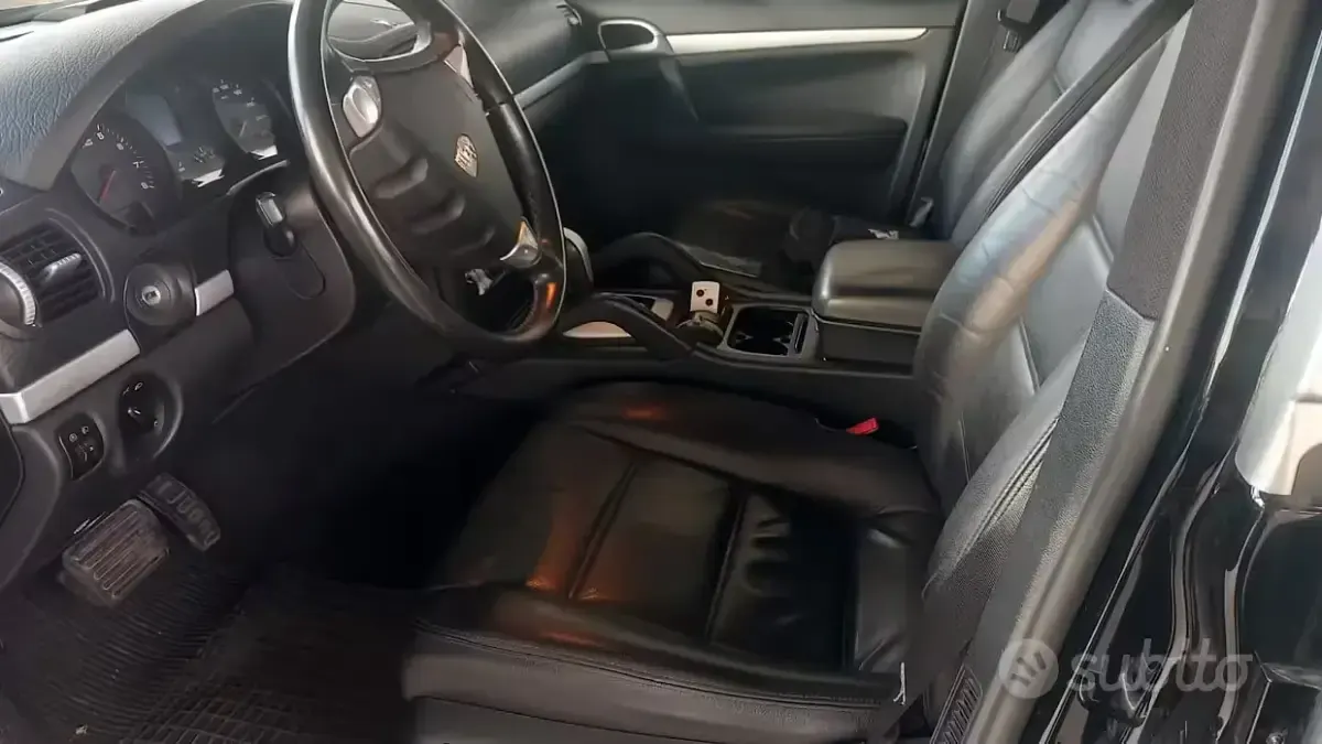 Usata Porsche Cayenne 290 CV (213 kW) 2008 Nero SUV
